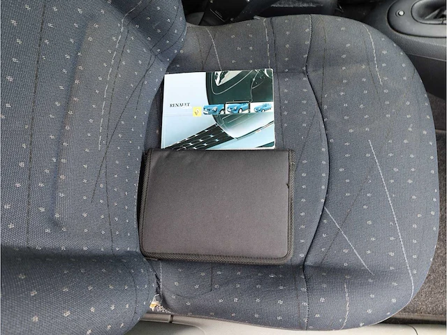 Renault clio 1.4-16v expression automaat 2009, 44-lj-fn - afbeelding 17 van  26