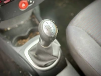 Renault clio 1.6 16v privilège, 40-tv-vg - afbeelding 4 van  13