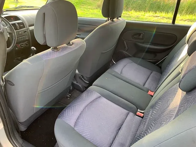 Renault clio 1.6 16v privilège, 89-lj-kg - afbeelding 4 van  16
