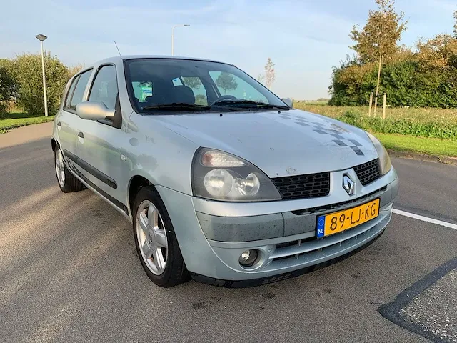 Renault clio 1.6 16v privilège, 89-lj-kg - afbeelding 10 van  16