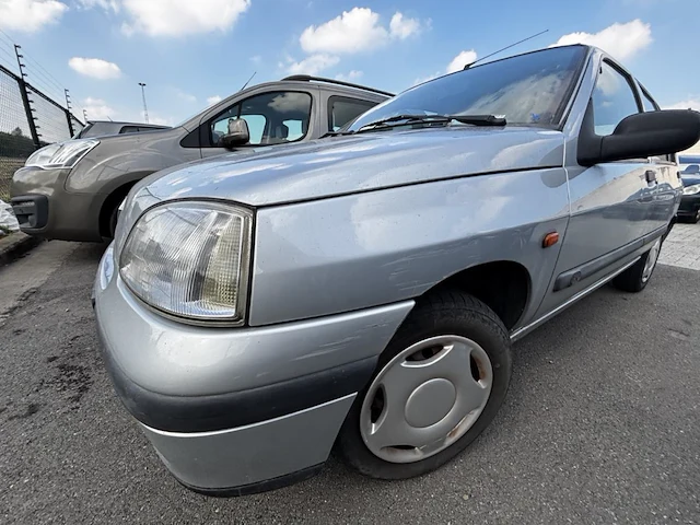 Renault clio, 1997 - afbeelding 22 van  24