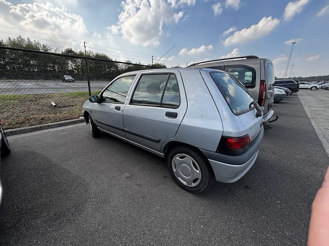 Renault clio, 1997 - afbeelding 7 van  24