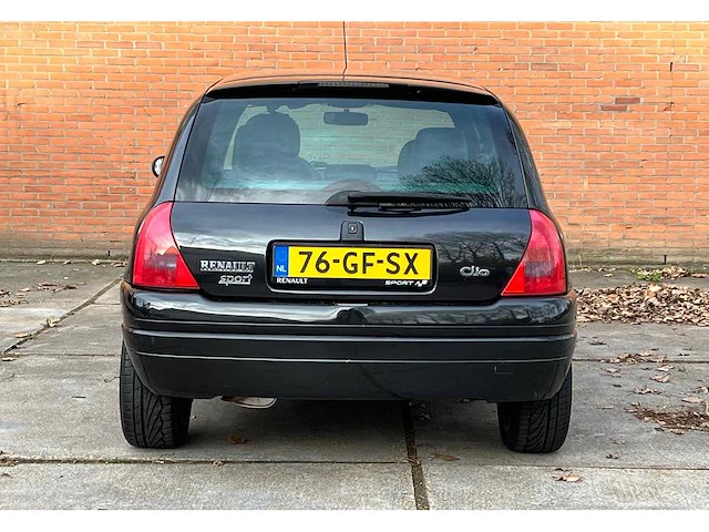 Renault clio 2.0-16v rs, 76-gf-sx - afbeelding 14 van  17