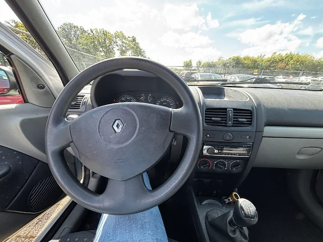 Renault clio, 2001 - afbeelding 32 van  32