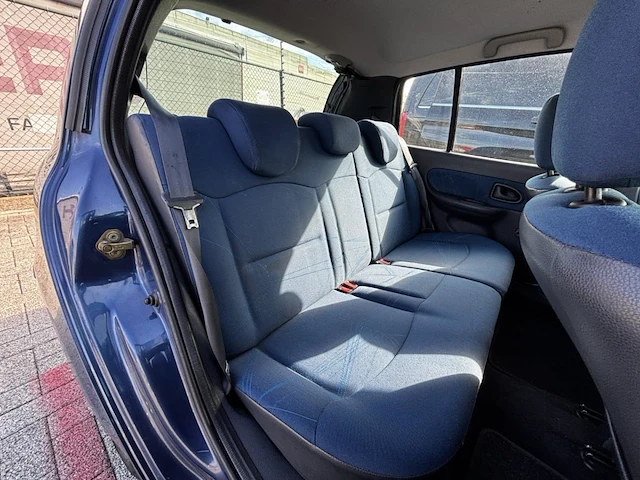Renault clio, 2001 - afbeelding 16 van  37