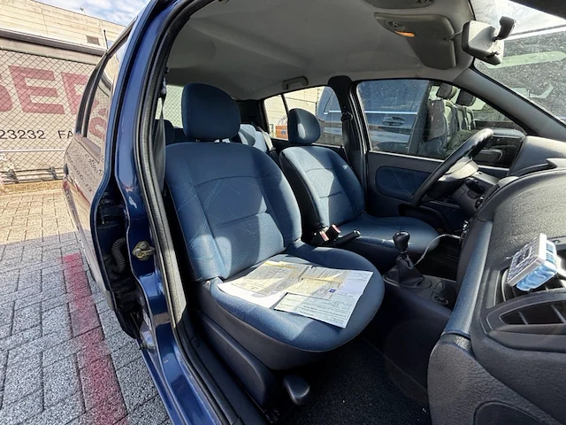 Renault clio, 2001 - afbeelding 17 van  37