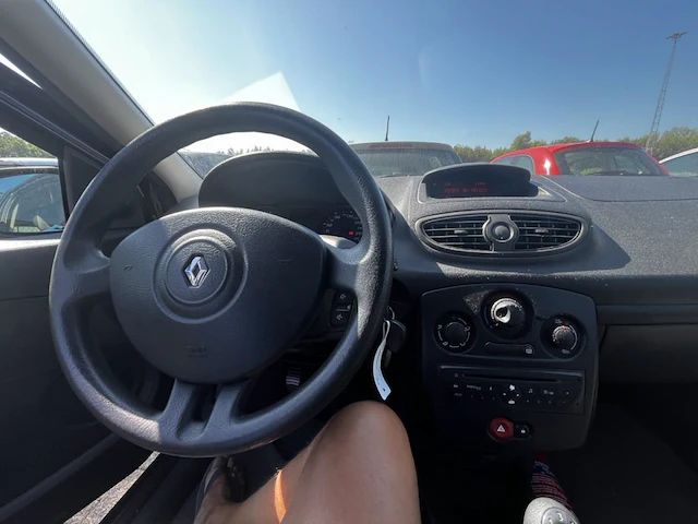 Renault clio, 2009 - afbeelding 28 van  30
