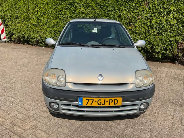 Renault clio 77-gj-pd - afbeelding 2 van  33
