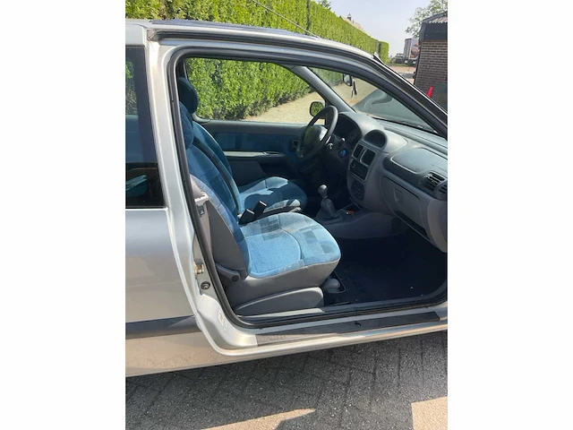 Renault clio 77-gj-pd - afbeelding 3 van  33