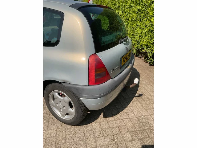 Renault clio 77-gj-pd - afbeelding 26 van  33