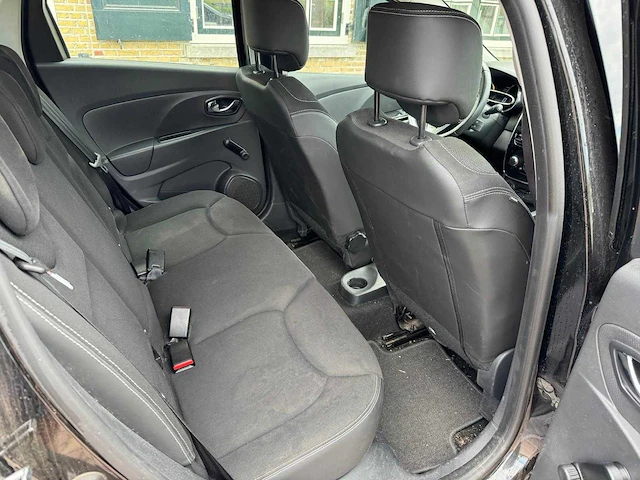 Renault clio estate 0.9 tce expression 4-tph-94 - afbeelding 11 van  18