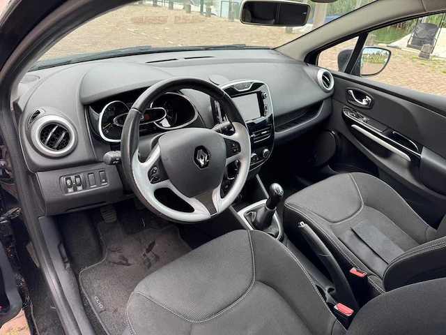 Renault clio estate 0.9 tce expression 4-tph-94 - afbeelding 13 van  18