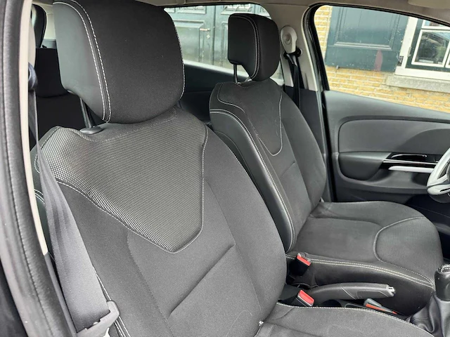 Renault clio estate 0.9 tce expression 4-tph-94 - afbeelding 17 van  18