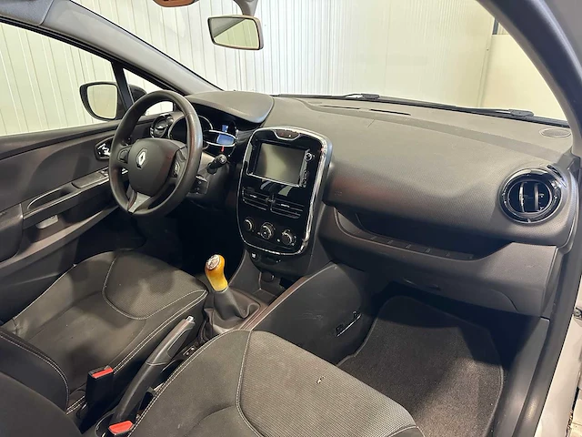 Renault clio estate 0.9 tce expression gd-006-j - afbeelding 3 van  24