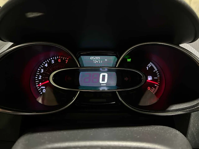 Renault clio estate 0.9 tce limited 90pk 2017, nz-183-r - afbeelding 16 van  45