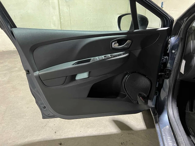 Renault clio estate 0.9 tce limited 90pk 2019, zl-654-k - afbeelding 22 van  39