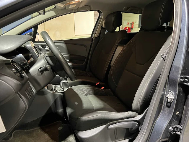 Renault clio estate 0.9 tce limited 90pk 2019, zl-654-k - afbeelding 25 van  39