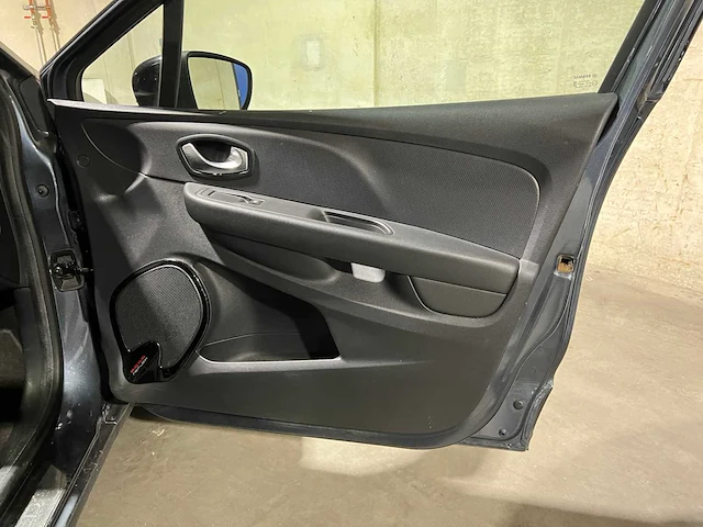 Renault clio estate 0.9 tce limited 90pk 2019, zl-654-k - afbeelding 31 van  39