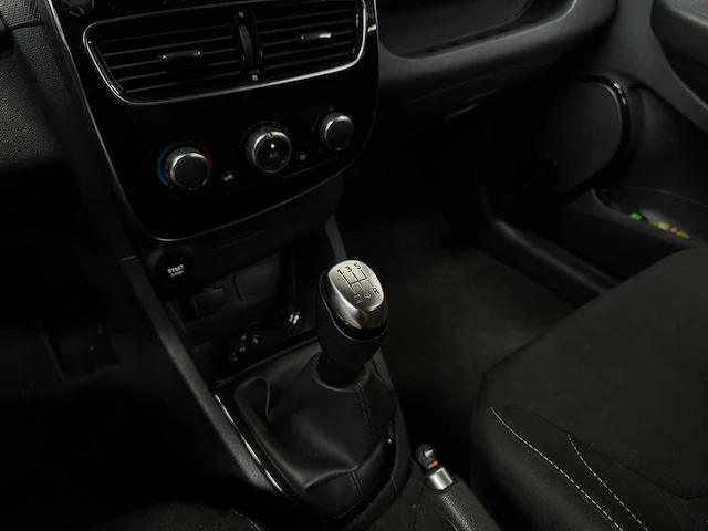 Renault clio estate 0.9 tce limited 90pk 2020, h-550-bf - afbeelding 19 van  42