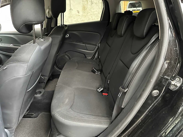 Renault clio estate 0.9 tce limited 90pk 2020, h-550-bf - afbeelding 27 van  42