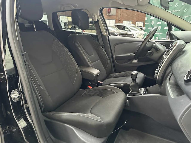 Renault clio estate 0.9 tce limited 90pk 2020, h-550-bf - afbeelding 32 van  42