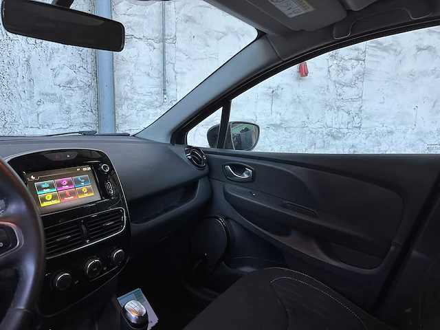 Renault clio estate 0.9 tce limited 90pk 2020, h-573-gr - afbeelding 13 van  43
