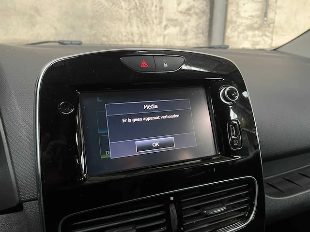 Renault clio estate 0.9 tce zen 90pk 2018, tn-529-b - afbeelding 20 van  40