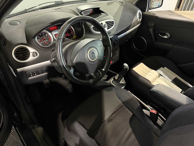 Renault clio estate 1.2-16v special line, xl-223-s - afbeelding 12 van  13