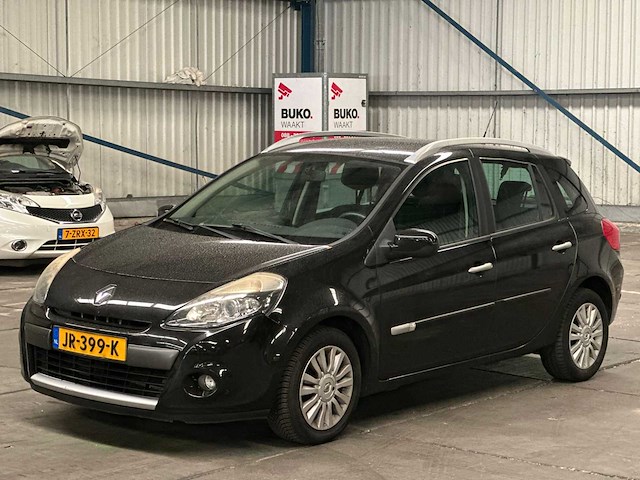 Renault clio estate 1.2 tce collection, jr-399-k - afbeelding 1 van  15