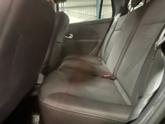 Renault clio estate 1.2 tce collection, jr-399-k - afbeelding 14 van  15