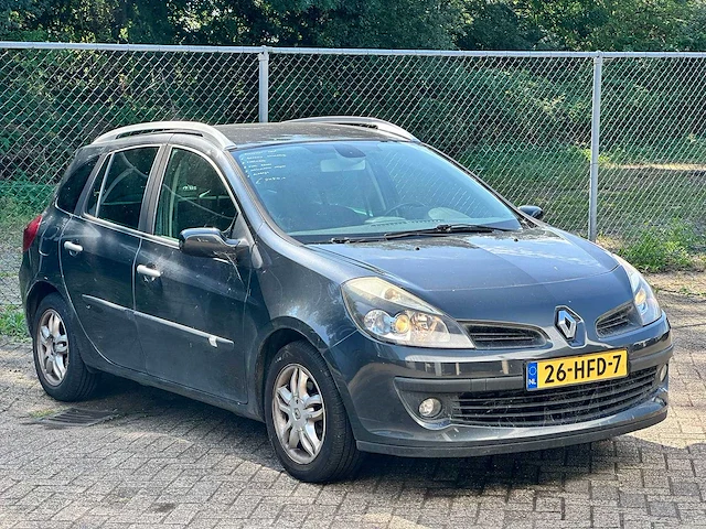 Renault clio estate 1.2 tce dynamique, 26-hfd-7 - afbeelding 1 van  15