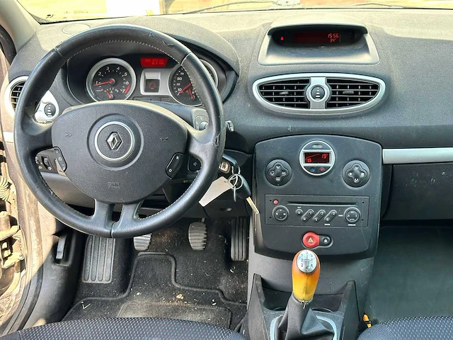 Renault clio estate 1.2 tce dynamique, 26-hfd-7 - afbeelding 14 van  15