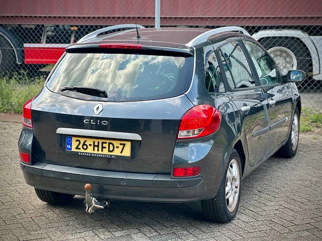 Renault clio estate 1.2 tce dynamique, 26-hfd-7 - afbeelding 9 van  16