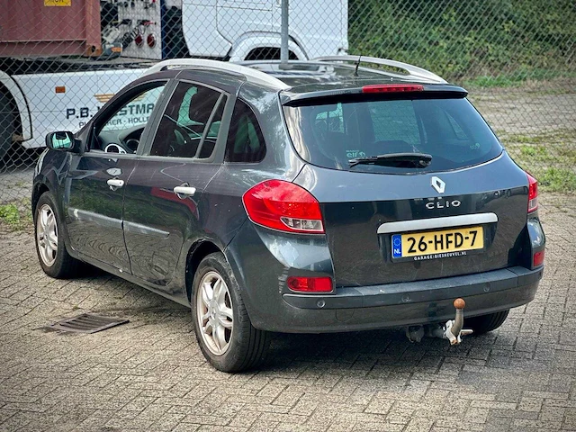Renault clio estate 1.2 tce dynamique, 26-hfd-7 - afbeelding 11 van  16