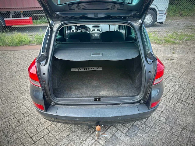 Renault clio estate 1.2 tce dynamique, 26-hfd-7 - afbeelding 12 van  16