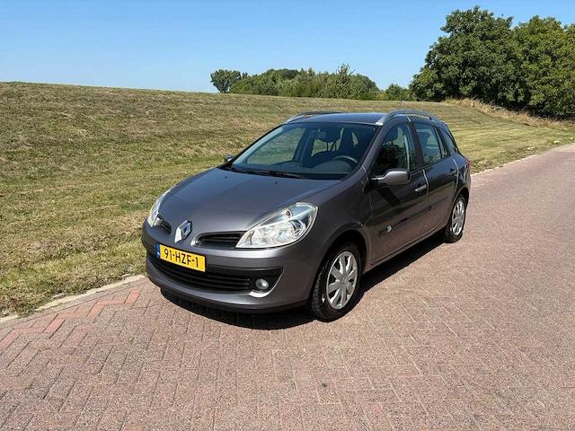 Renault clio estate 1.2 tce dynamique , 91-hzf-1 - afbeelding 1 van  23