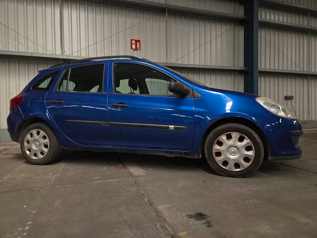 Renault clio estate 1.2 tce expression , 53-zp-fz - afbeelding 10 van  17