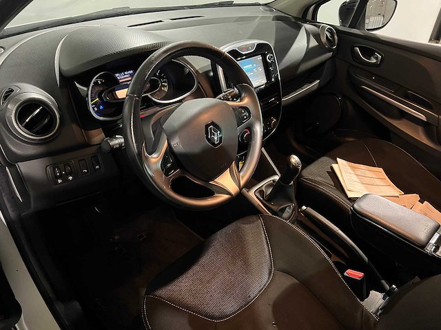 Renault clio estate 1.5 dci night & day, gt-643-t - afbeelding 11 van  13