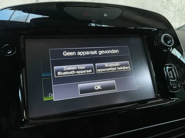 Renault clio estate 1.5 energy dci 90 s&s expression 90pk 2018 -orig. nl-, tf-029-f - afbeelding 28 van  56