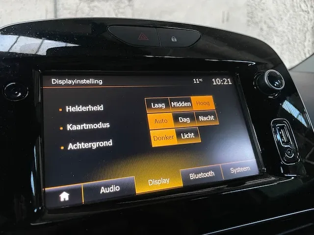 Renault clio estate 1.5 energy dci 90 s&s expression 90pk 2018 -orig. nl-, tf-029-f - afbeelding 37 van  56