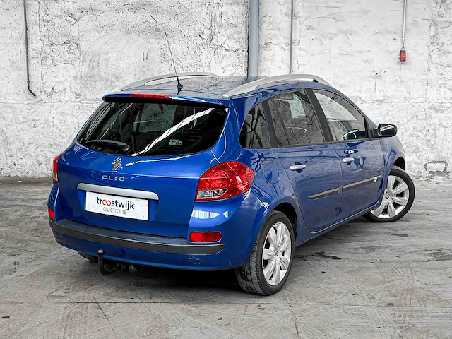 Renault clio estate 1.6-16v dynamique 111pk 2008 - afbeelding 4 van  36