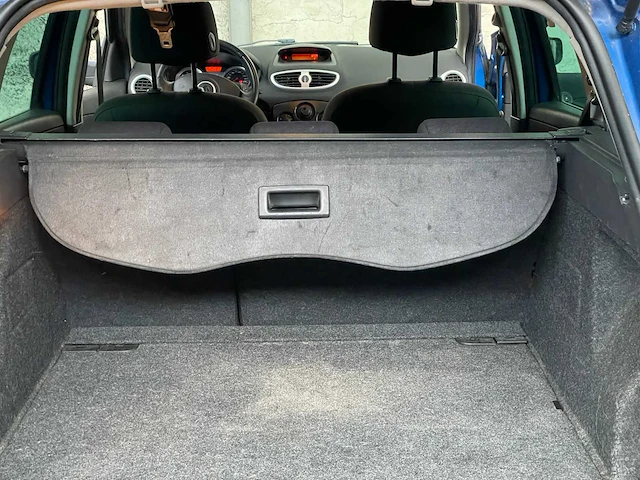 Renault clio estate 1.6-16v dynamique 111pk 2008 - afbeelding 30 van  36