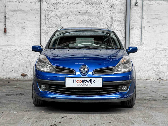 Renault clio estate 1.6-16v dynamique 111pk 2008 - afbeelding 31 van  36