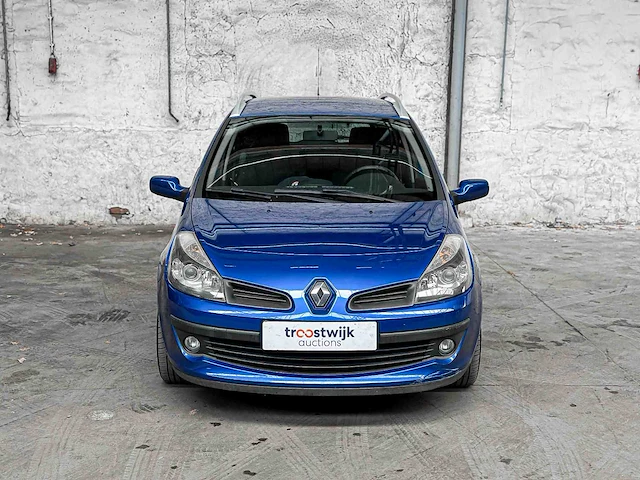 Renault clio estate 1.6-16v dynamique 111pk 2008 - afbeelding 32 van  36