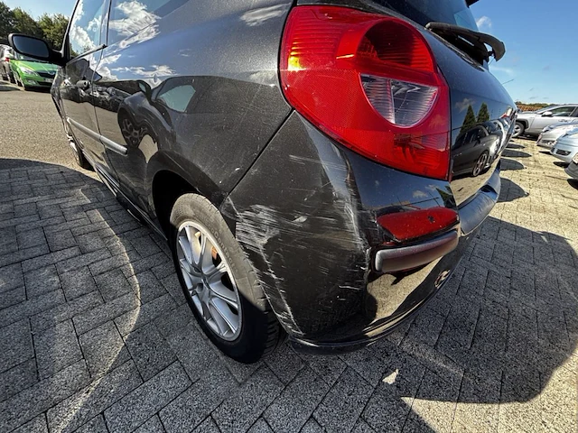 Renault clio iii 1.5 dci authentique 68, 2008 - afbeelding 25 van  32