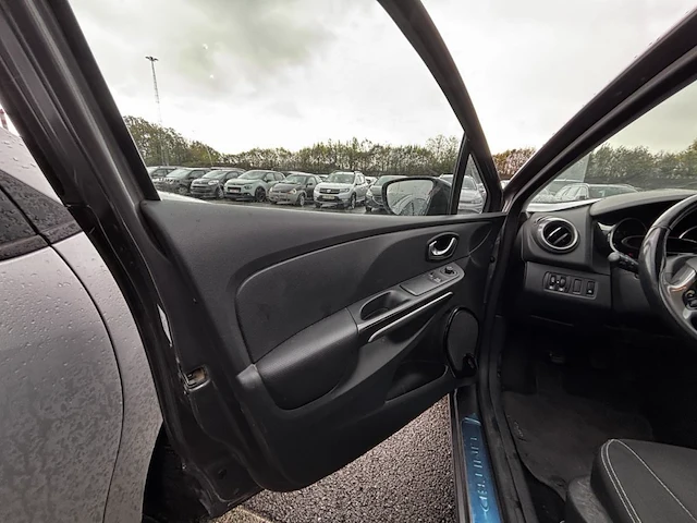 Renault clio iv 0 9 tce,2016 - afbeelding 23 van  25