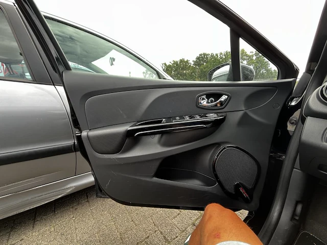Renault clio iv dynamique energy dci 90, 2014 - afbeelding 7 van  28