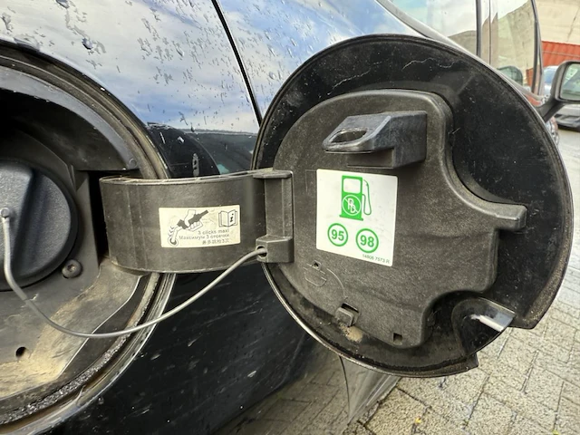 Renault clio iv phase ii,2016 - afbeelding 15 van  30