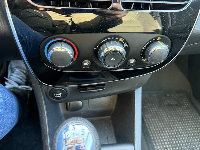 Renault clio iv zen,2014 - afbeelding 2 van  23