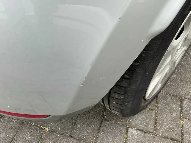 Renault clio personenauto (2-xrz-59) - afbeelding 10 van  37